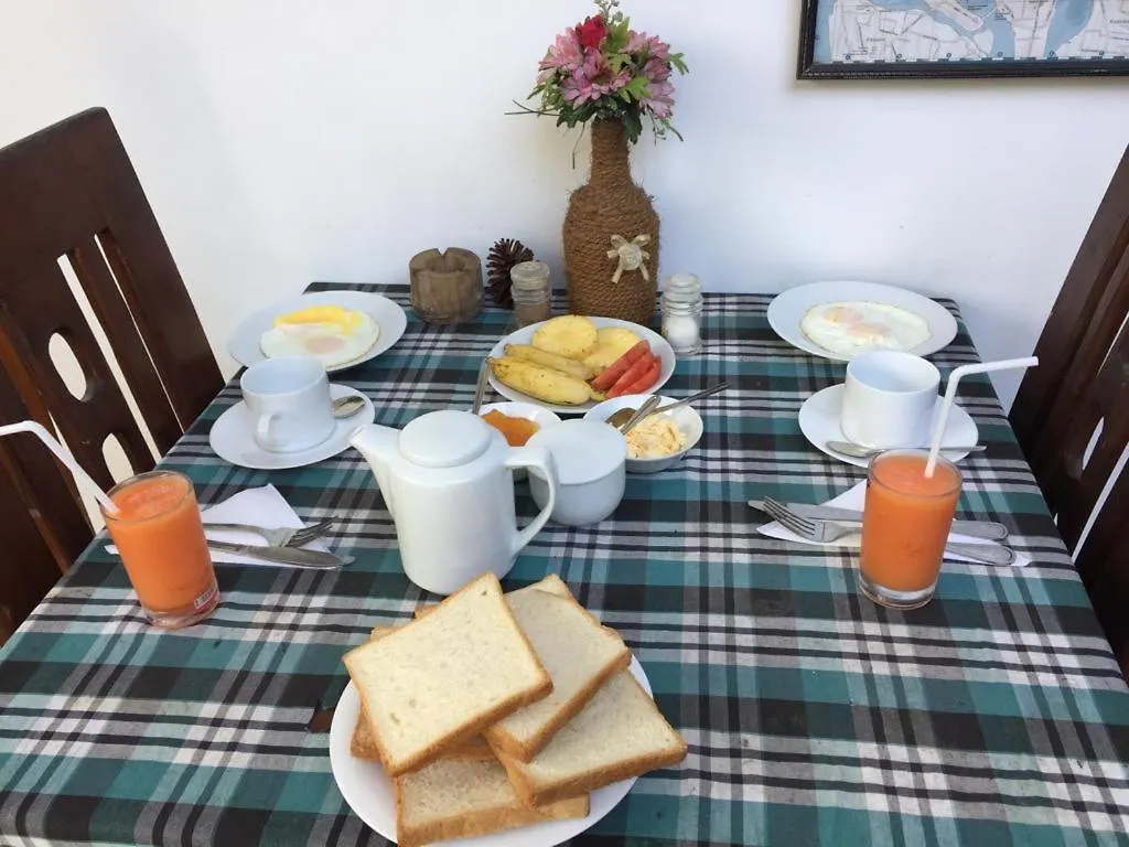 Anna Tourist Inn Negombo 2*,
