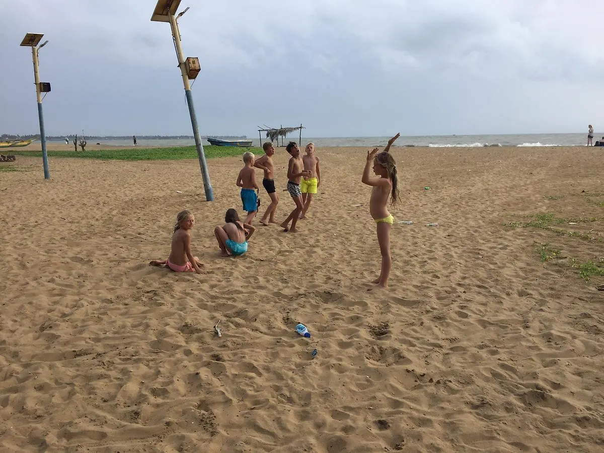 Anna Tourist Inn Negombo