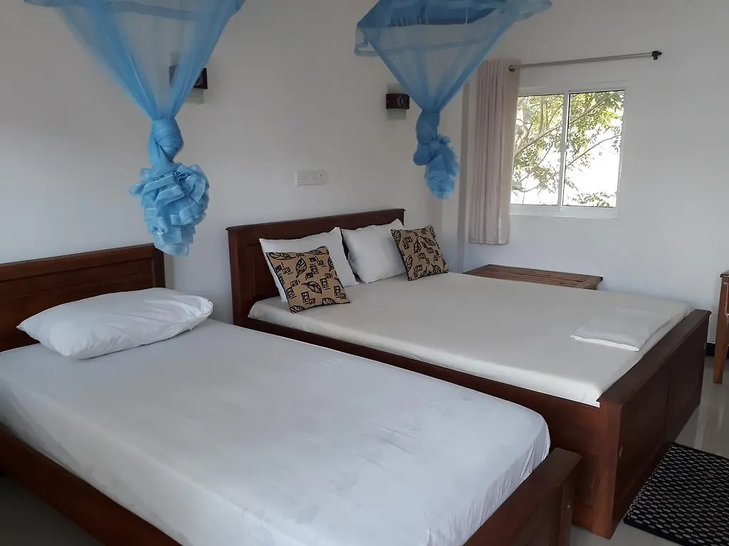 Anna Tourist Inn Negombo