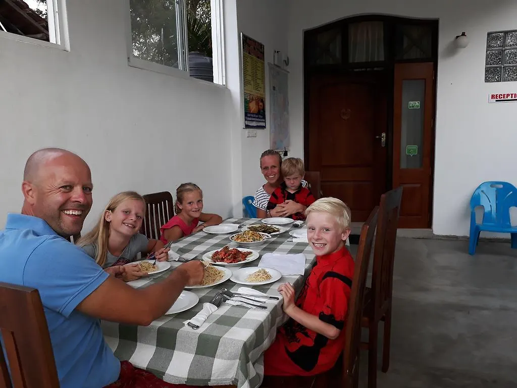 Vendégház Anna Tourist Inn Negombo